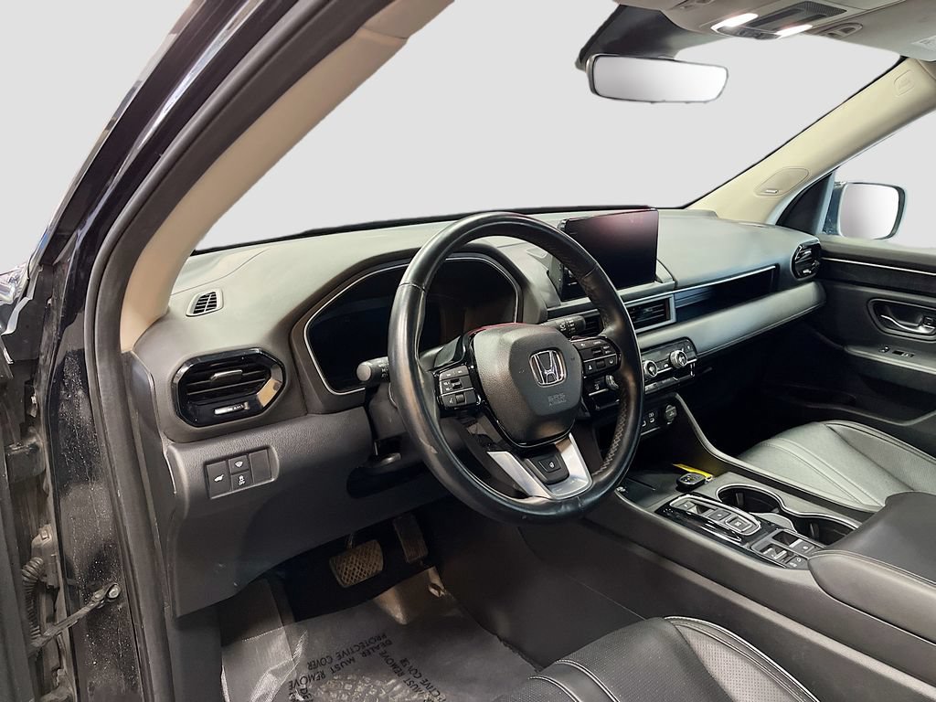 Used 2025 Honda Pilot Elite image 9