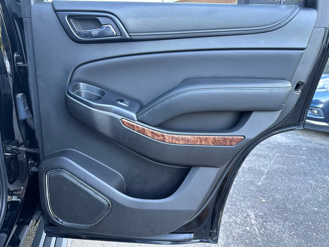 Used 2017 Chevrolet Tahoe Premier image 41