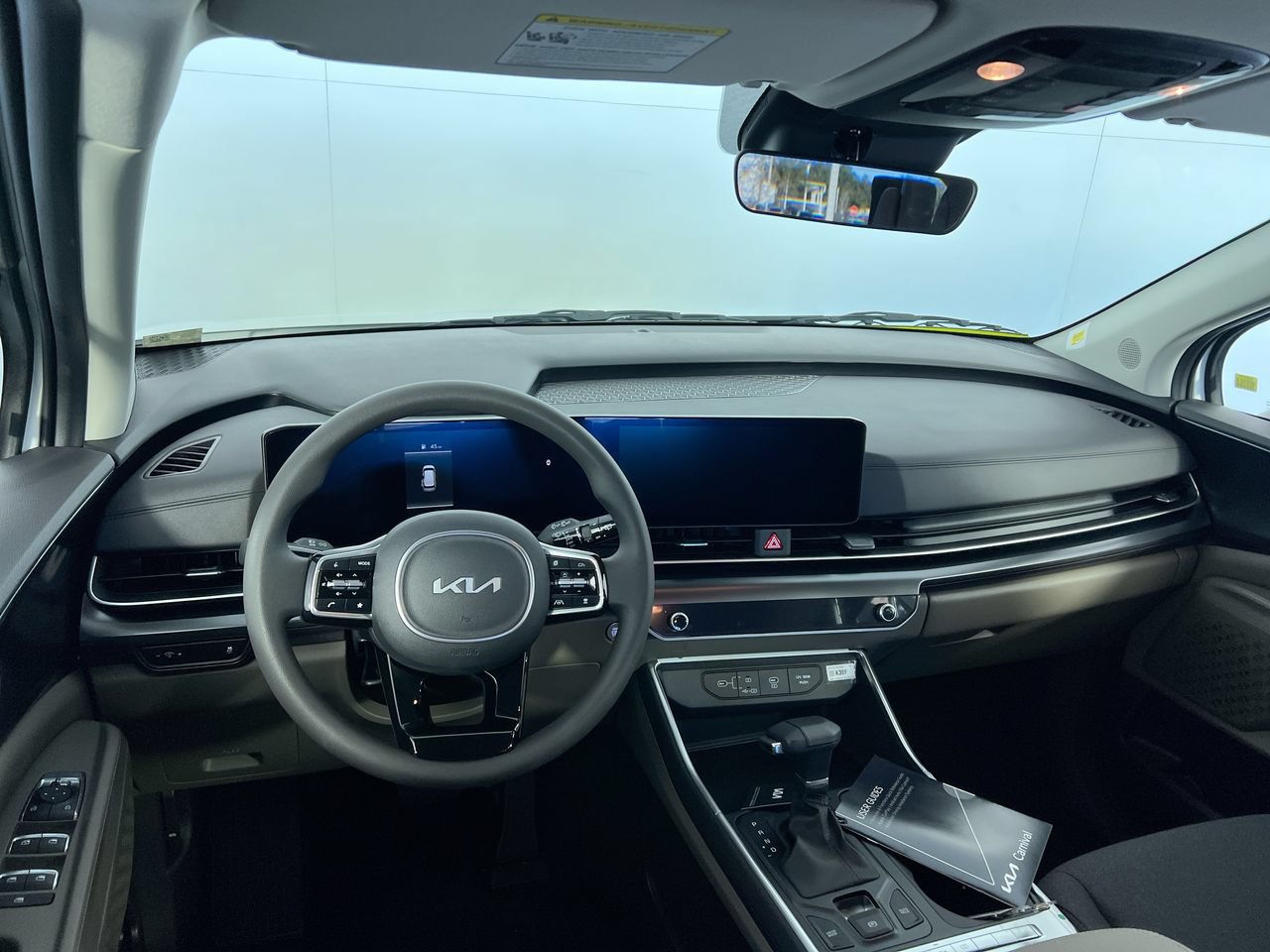 New 2027 Kia Carnival LX FWD image 30