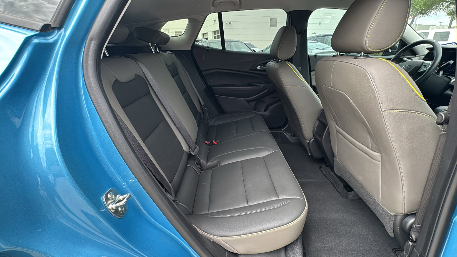 Used 2025 Chevrolet Trax ACTIV w/ Driver Confidence Package FWD image 25