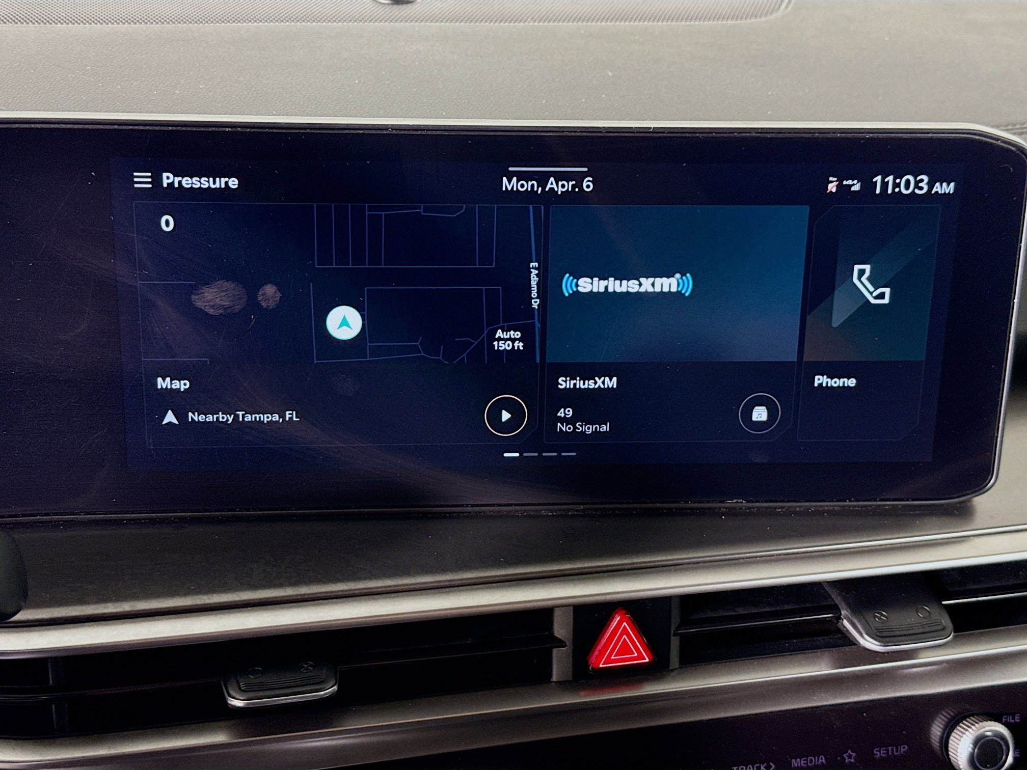 Used 2024 Kia Sorento EX w/ Panoramic Sunroof Package image 17