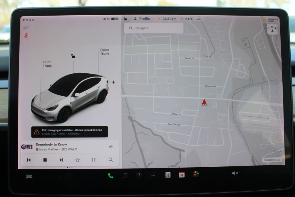 Used 2021 Tesla Model Y Long Range image 32