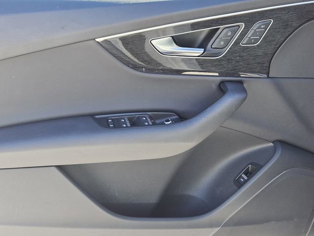 Used 2022 Audi Q7 2.0T Premium w/ Convenience Package image 25