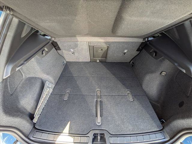 Used 2023 Volvo XC40 Recharge Ultimate image 6
