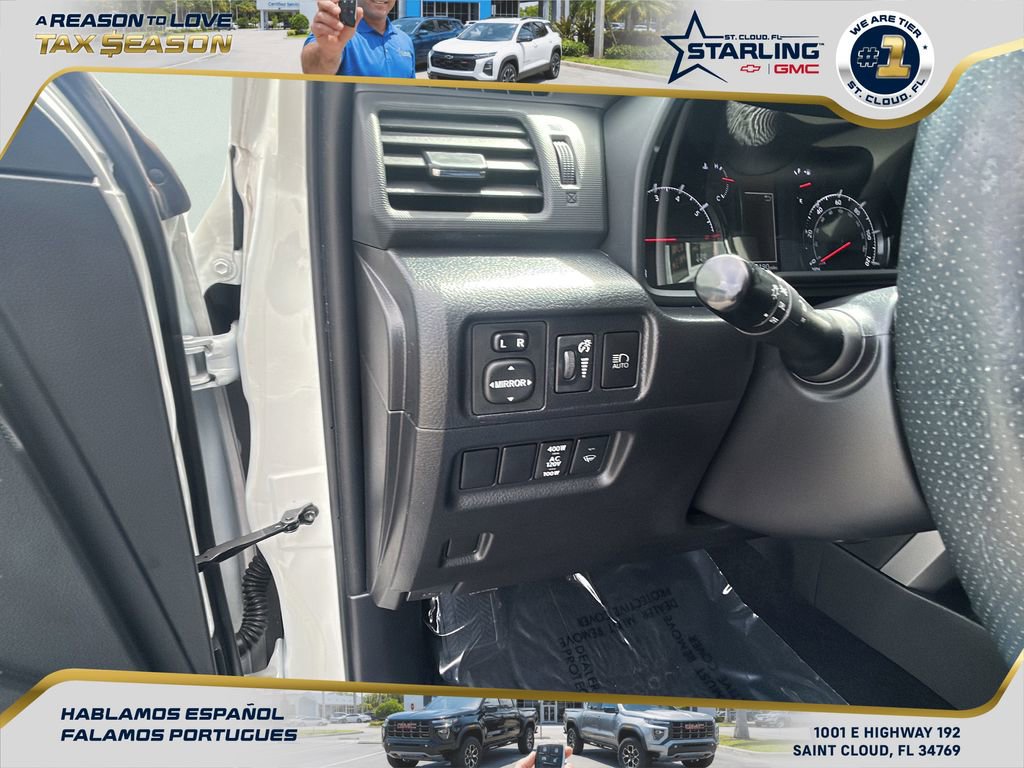 Used 2022 Toyota 4Runner SR5 Premium w/ Moonroof Package image 17
