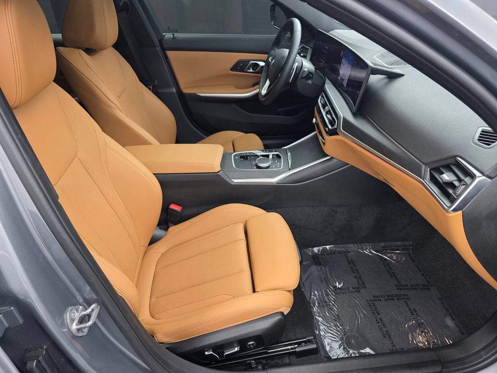 Used 2024 BMW 330i Sedan w/ Convenience Package RWD image 27