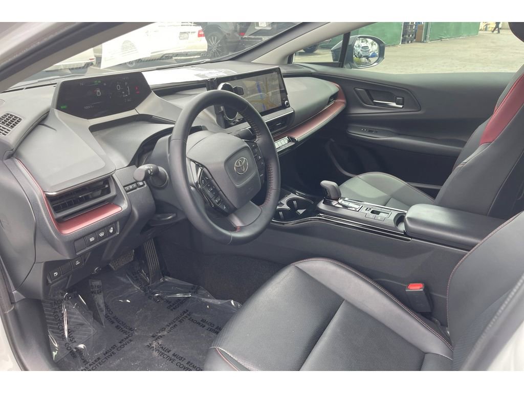 Used 2026 Toyota Prius Plug-In Hybrid FWD image 10