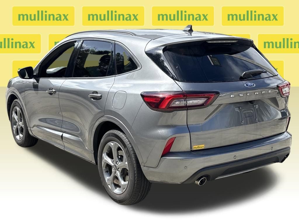 Used 2024 Ford Escape ST-Line w/ Tech Pack #1 image 9