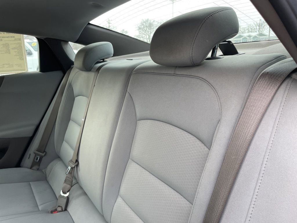 Used 2020 Chevrolet Malibu LS image 38