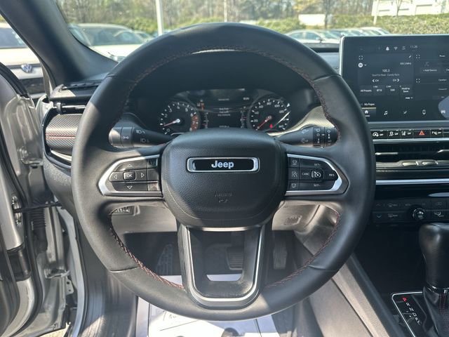 Used 2024 Jeep Compass Trailhawk AWD/4WD image 16