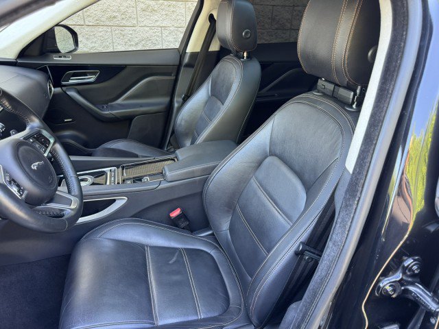 Used 2019 Jaguar F-PACE Prestige AWD/4WD image 7