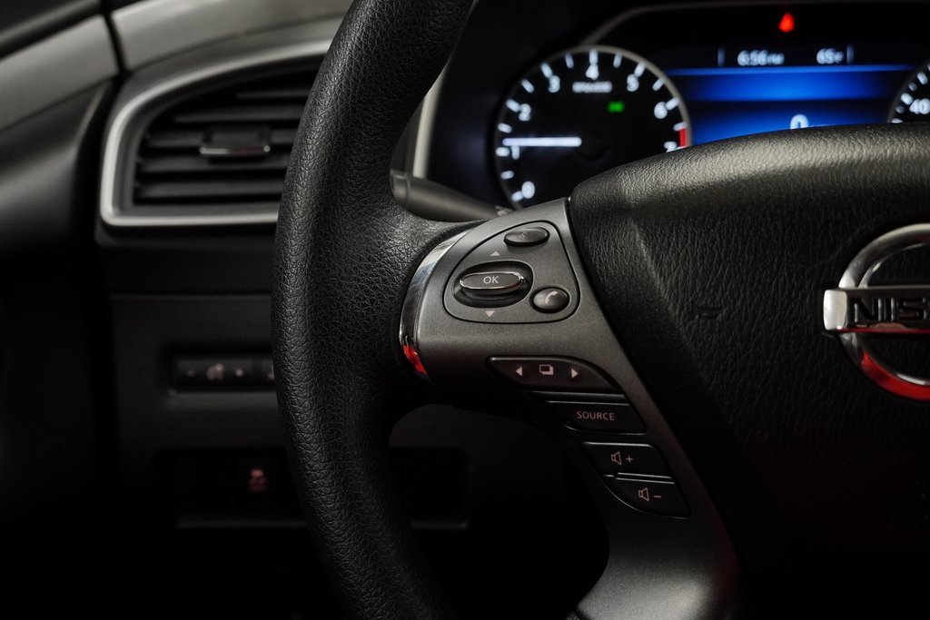 Used 2020 Nissan Murano S image 35