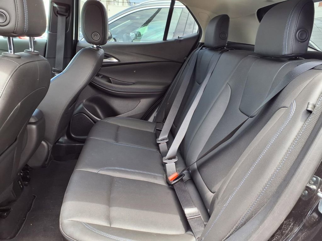 Used 2025 Buick Encore GX Sport Touring FWD image 11
