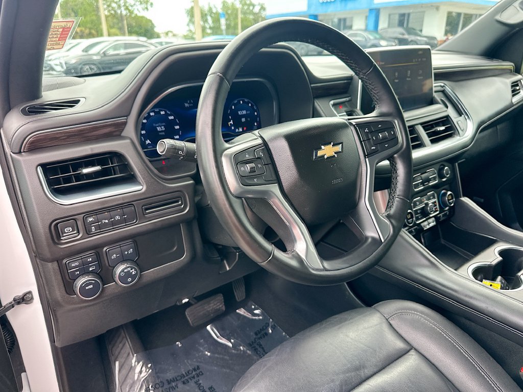 Used 2024 Chevrolet Suburban LT AWD/4WD image 9