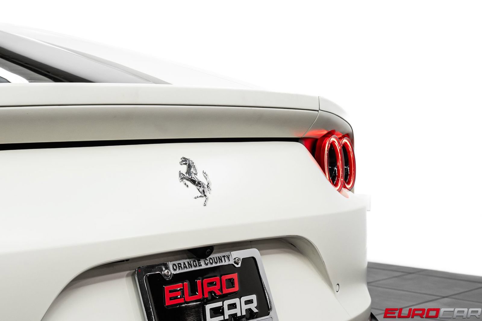 Used 2020 Ferrari 812 Superfast RWD image 22