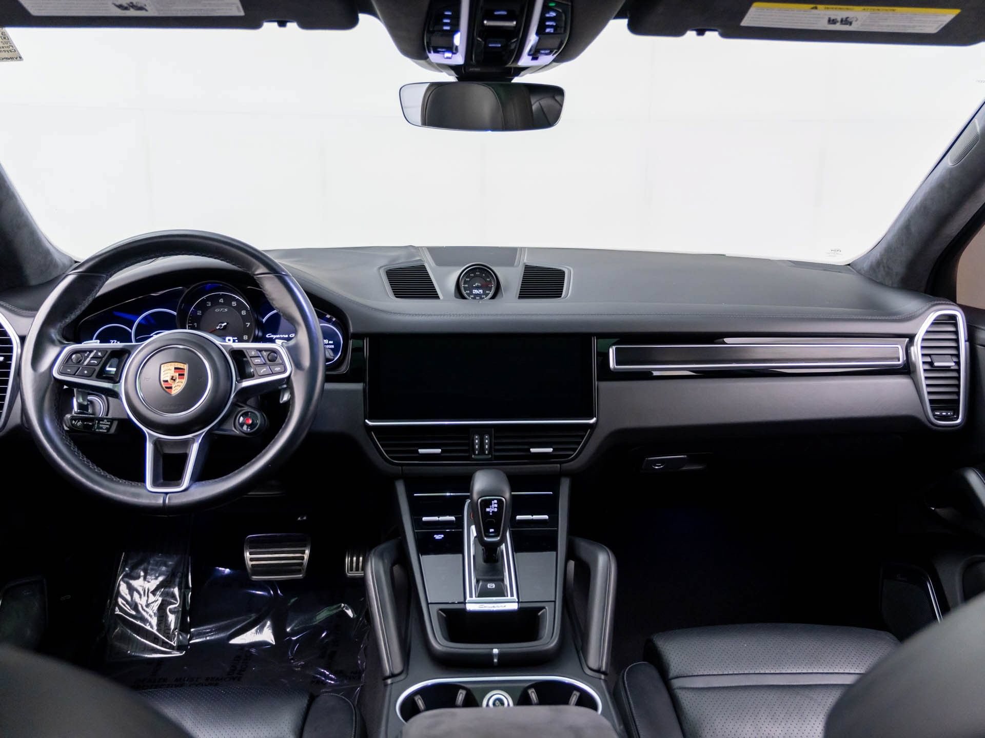 Used 2021 Porsche Cayenne GTS AWD/4WD image 11