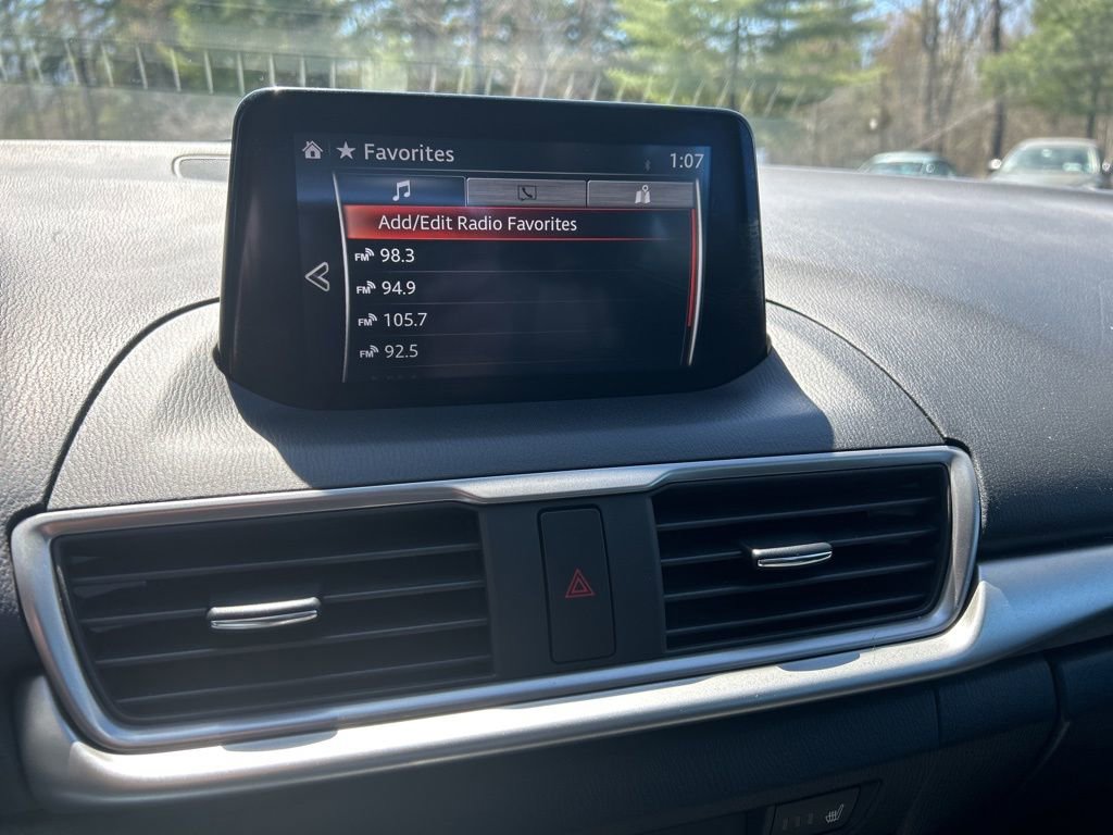 Used 2018 MAZDA MAZDA3 Touring FWD image 15