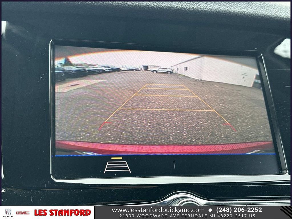 Used 2022 Buick Encore Preferred w/ Safety Package AWD/4WD image 29