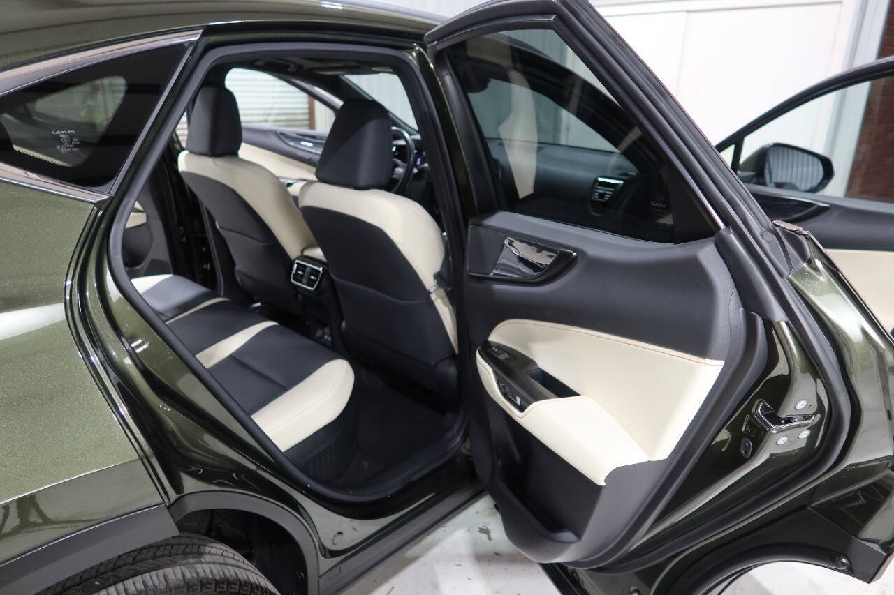 Used 2024 Lexus NX 350h AWD image 14