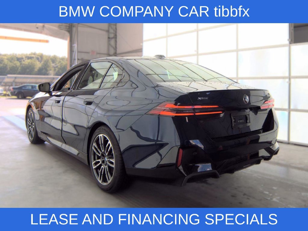 Used 2027 BMW 540i xDrive AWD/4WD image 5