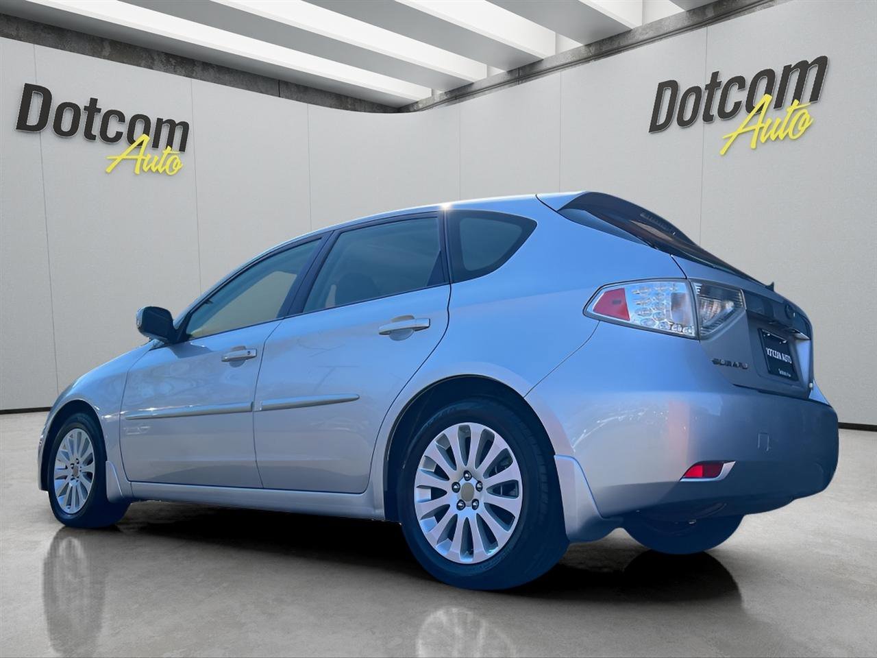 Used 2008 Subaru Impreza 2.5i w/ Popular Equipment Group 3B image 8