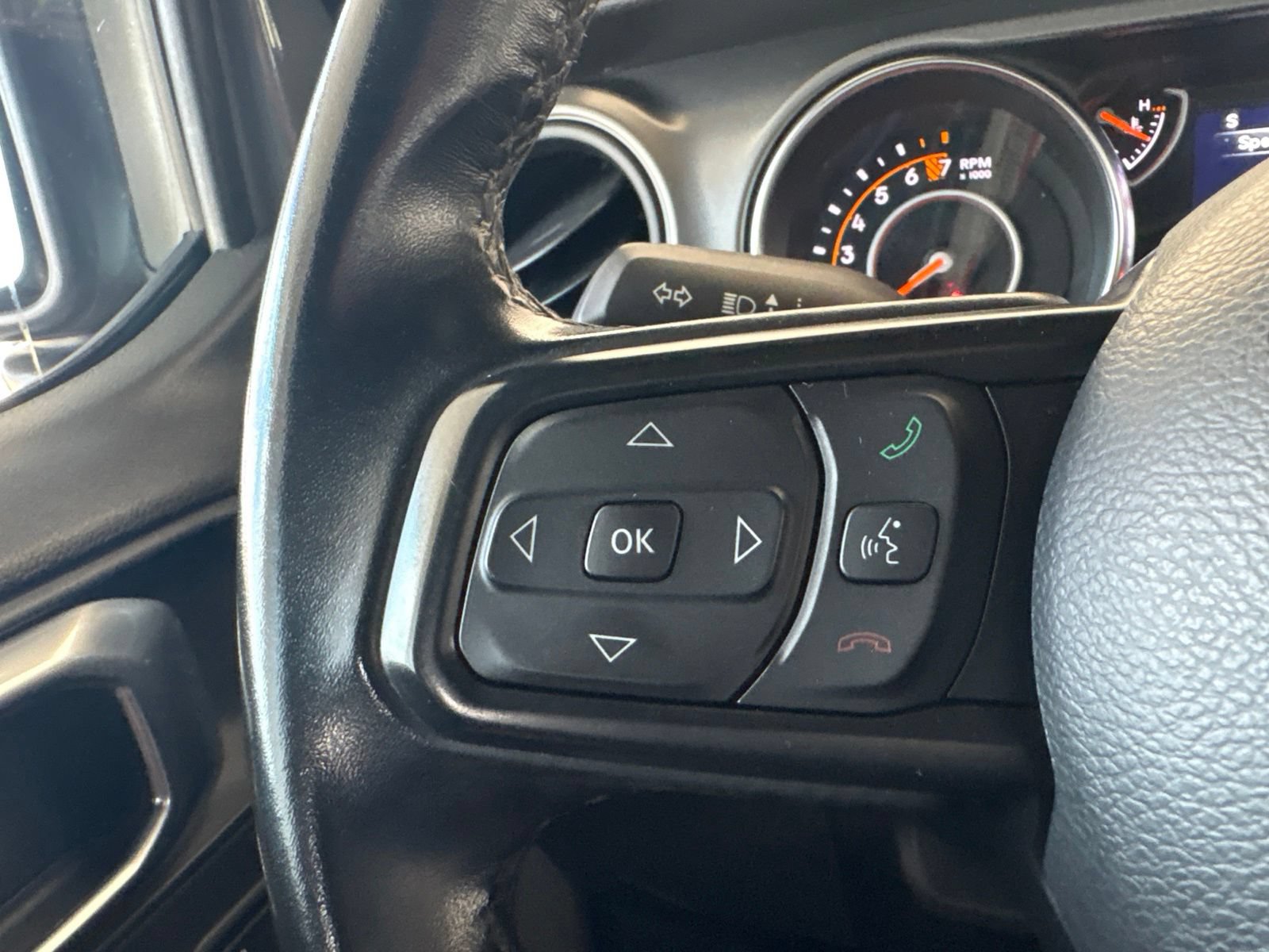 Used 2022 Jeep Gladiator Sport AWD/4WD image 26