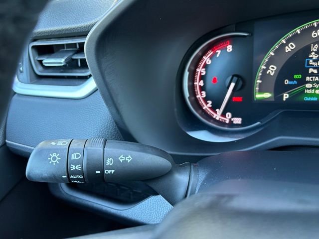 Used 2024 Toyota RAV4 XLE Premium image 22