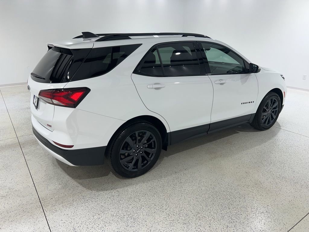 Used 2024 Chevrolet Equinox RS FWD image 5