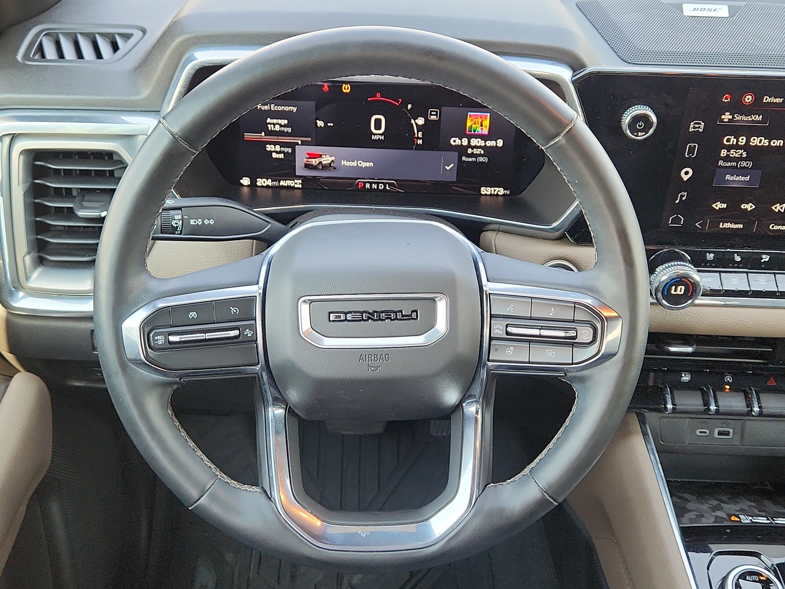 Used 2023 GMC Canyon Denali w/ Denali Black Edition AWD/4WD image 18