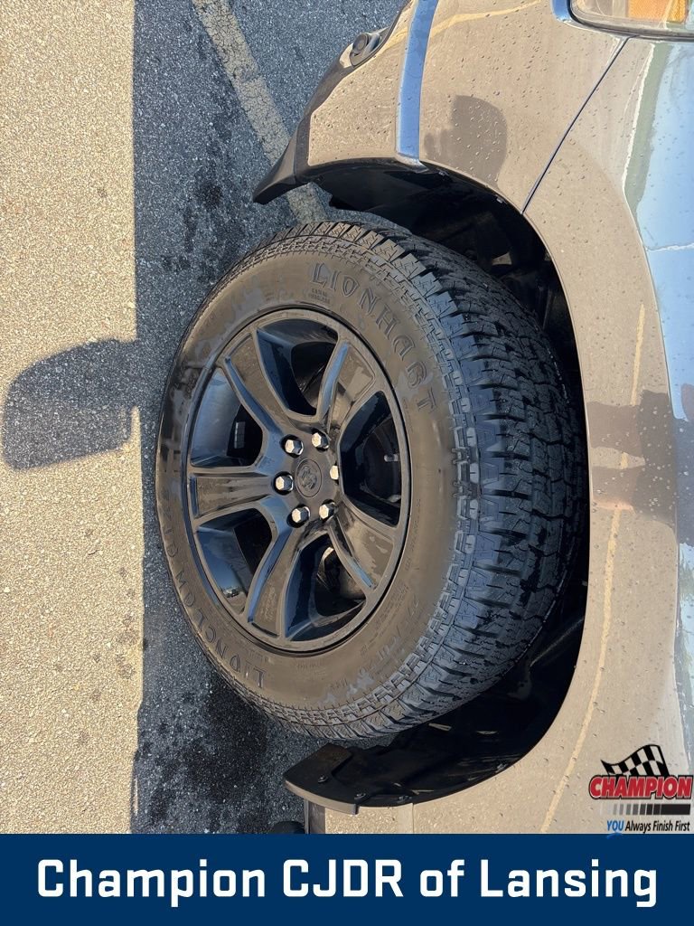 Used 2021 RAM 1500 Big Horn image 2