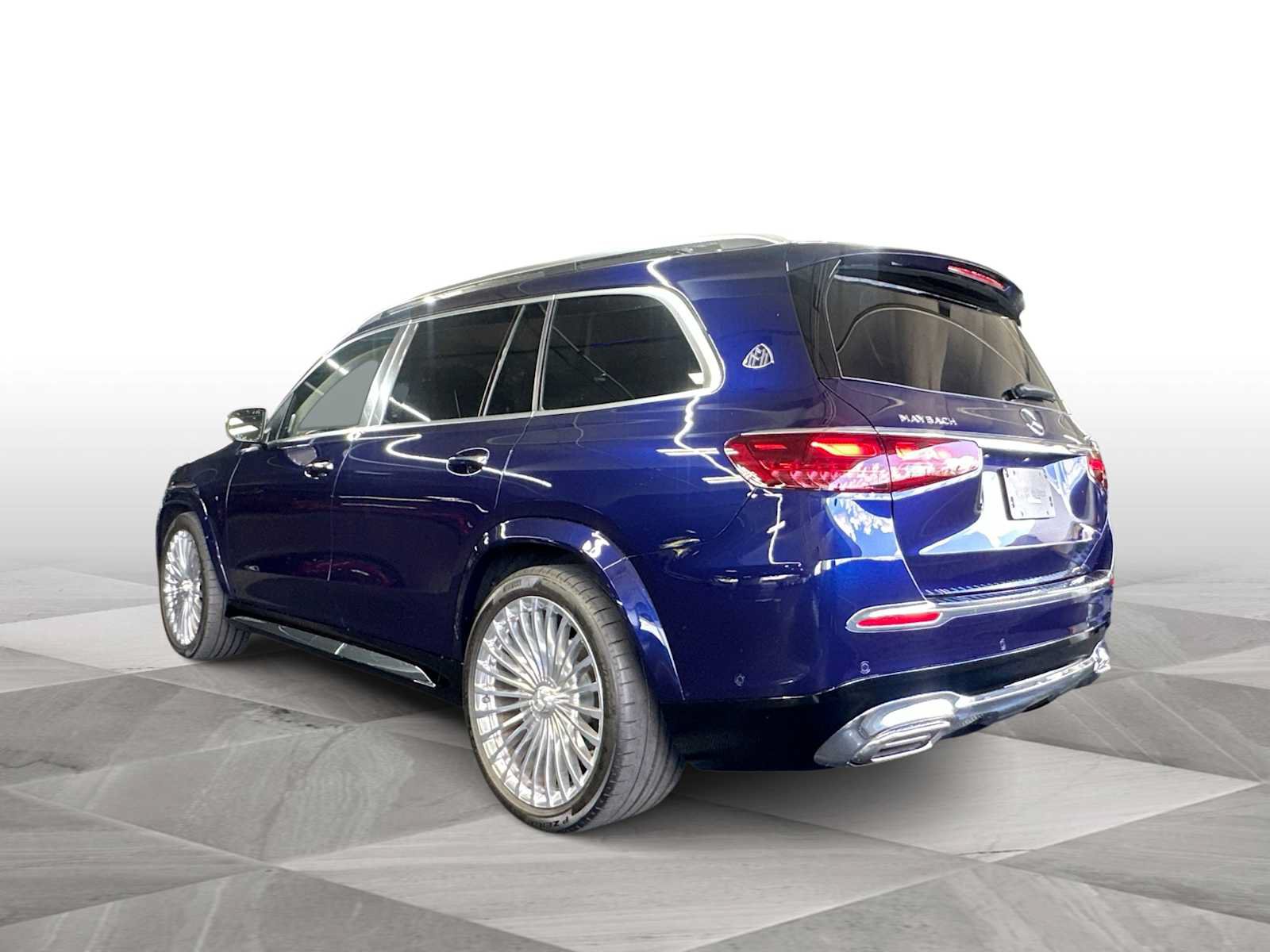 Used 2026 Mercedes-Benz Maybach GLS 600 4MATIC image 6