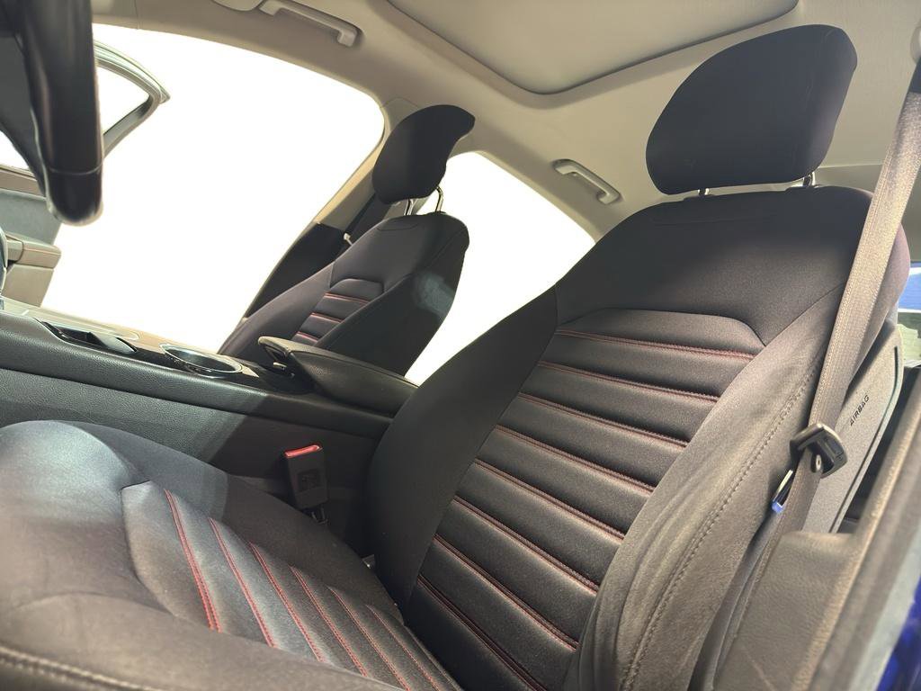 Used 2013 Ford Fusion SE FWD image 14