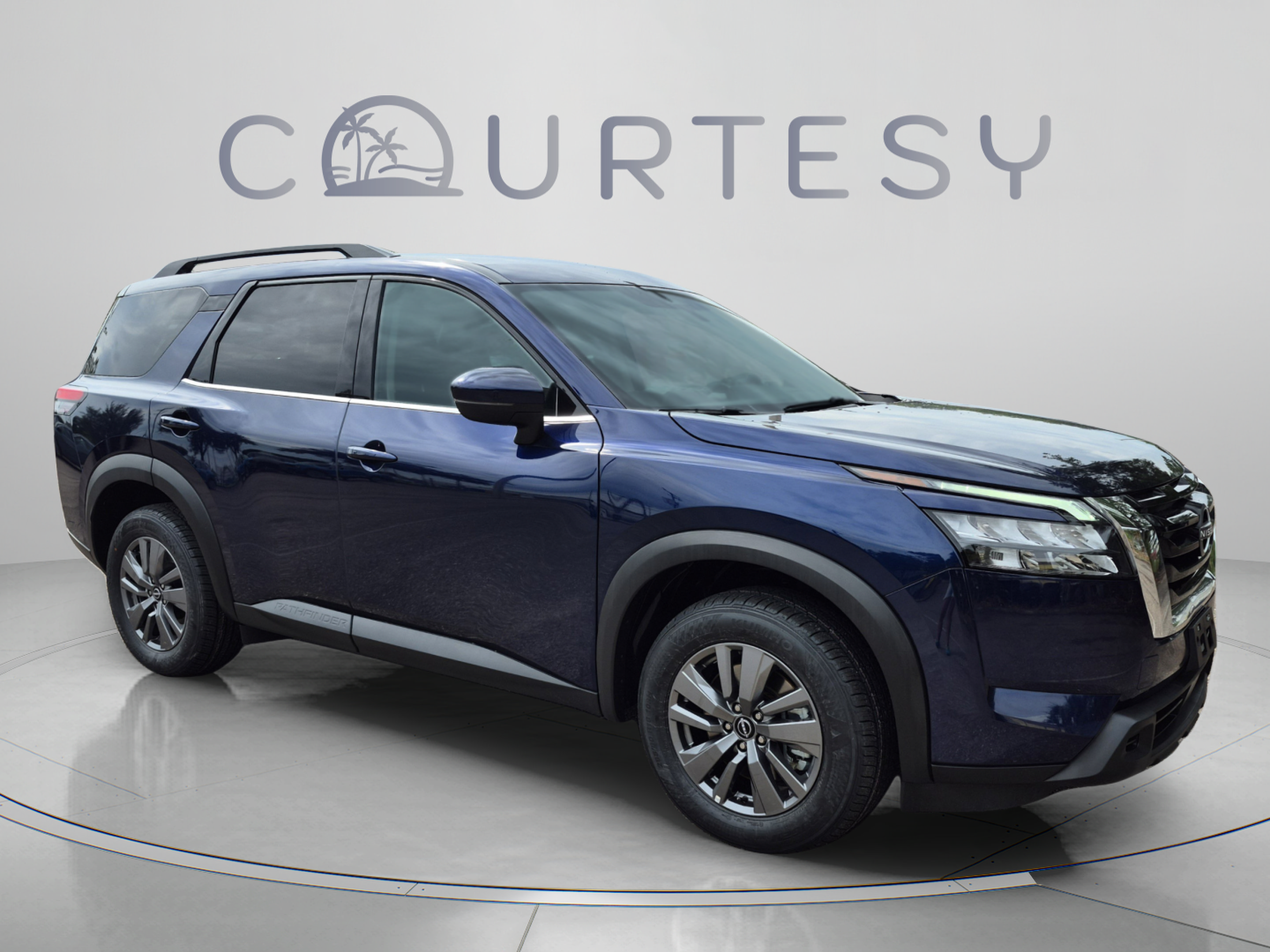 Certified 2025 Nissan Pathfinder SV FWD image 9