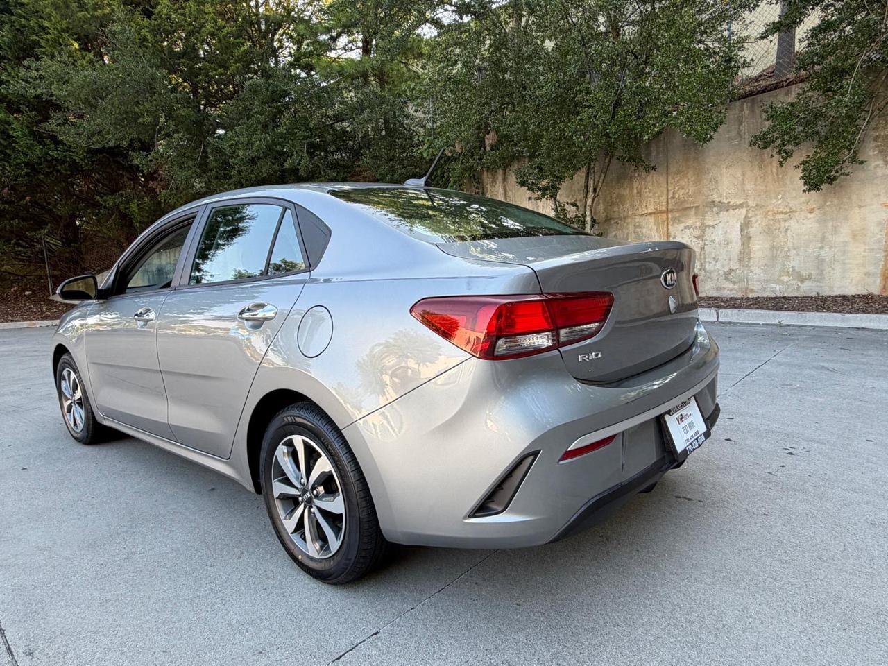 Used 2021 Kia Rio S w/ Technology Package FWD image 7