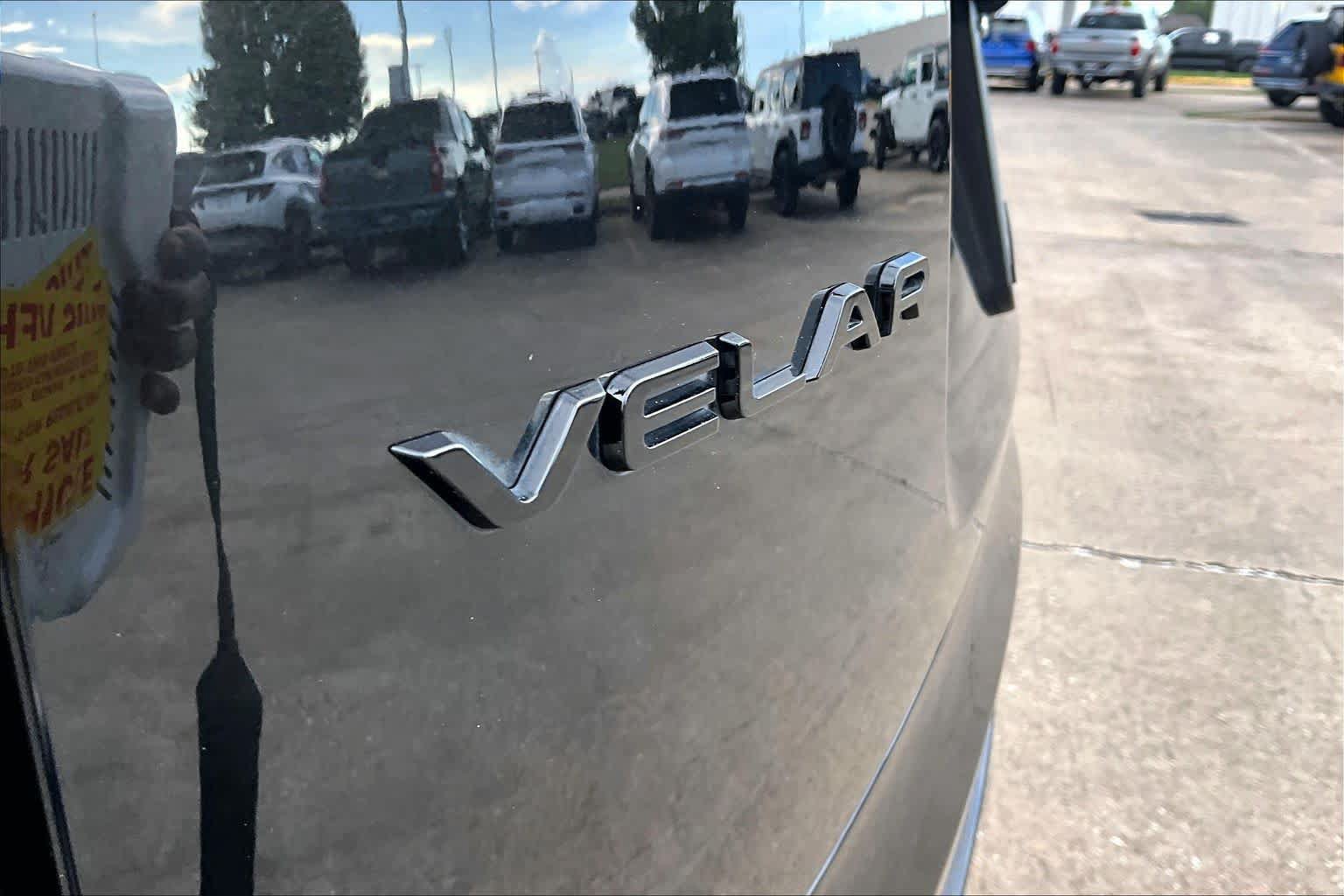 Used 2022 Land Rover Range Rover Velar R-Dynamic S AWD/4WD image 31