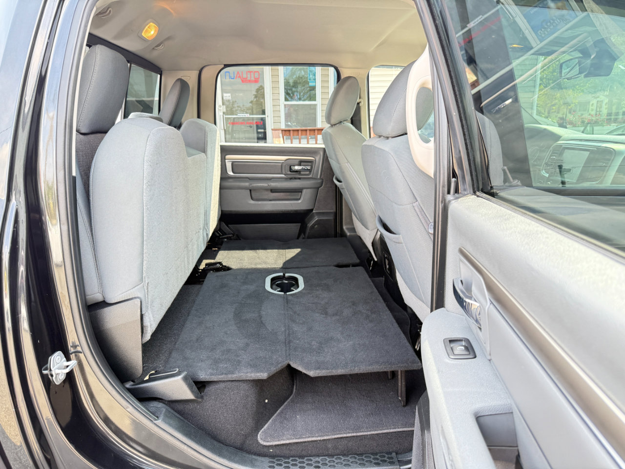 Used 2018 RAM 1500 Big Horn image 41