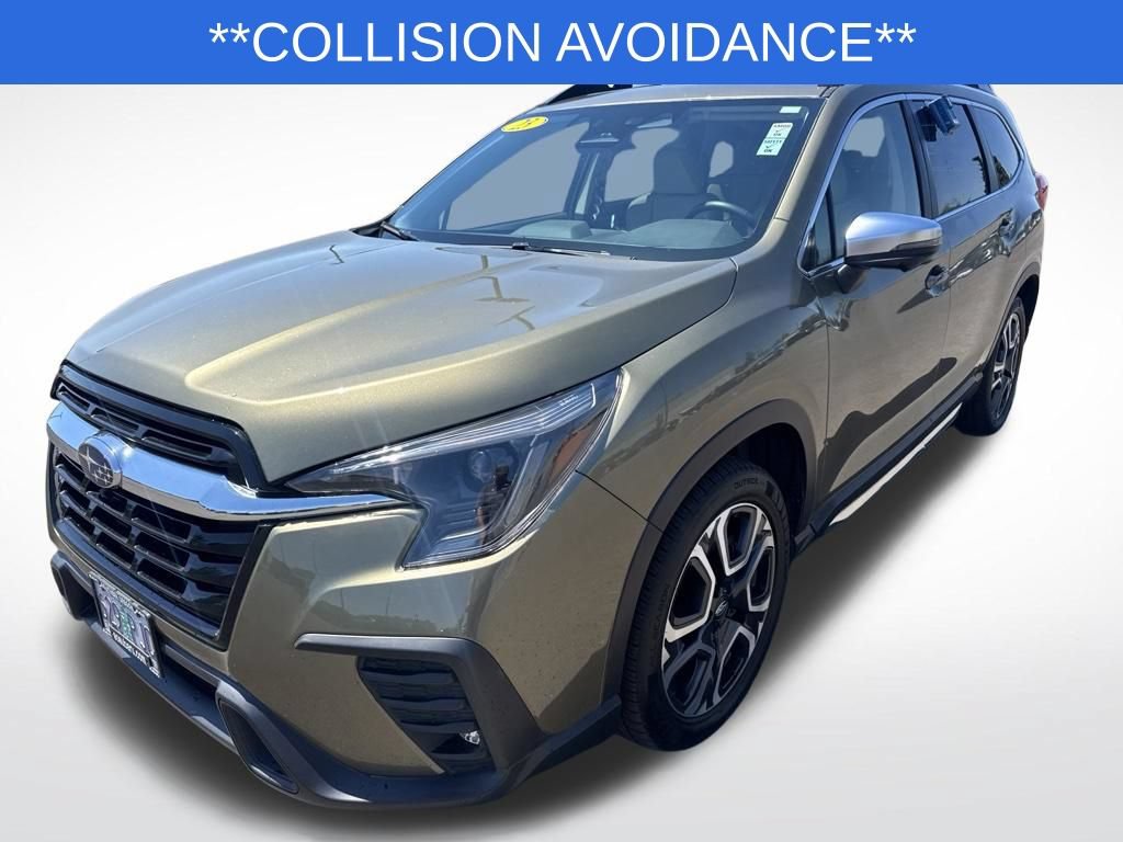 Used 2023 Subaru Ascent Limited w/ Technology Package AWD/4WD image 3