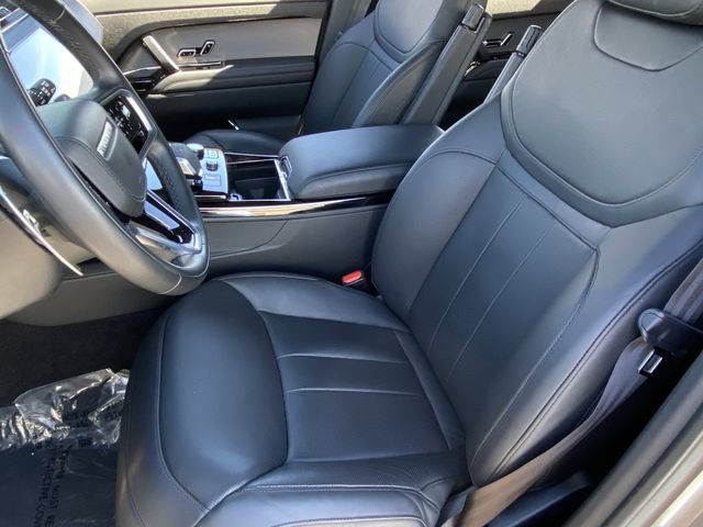 Used 2023 Land Rover Range Rover Sport SE image 6