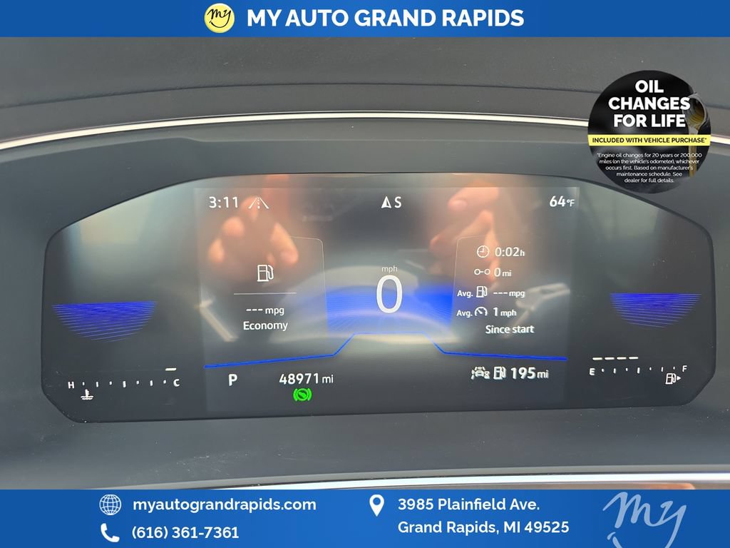 Used 2023 Volkswagen Tiguan SE AWD/4WD image 17