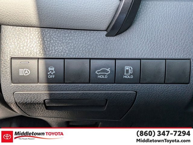Used 2023 Toyota Camry LE image 18