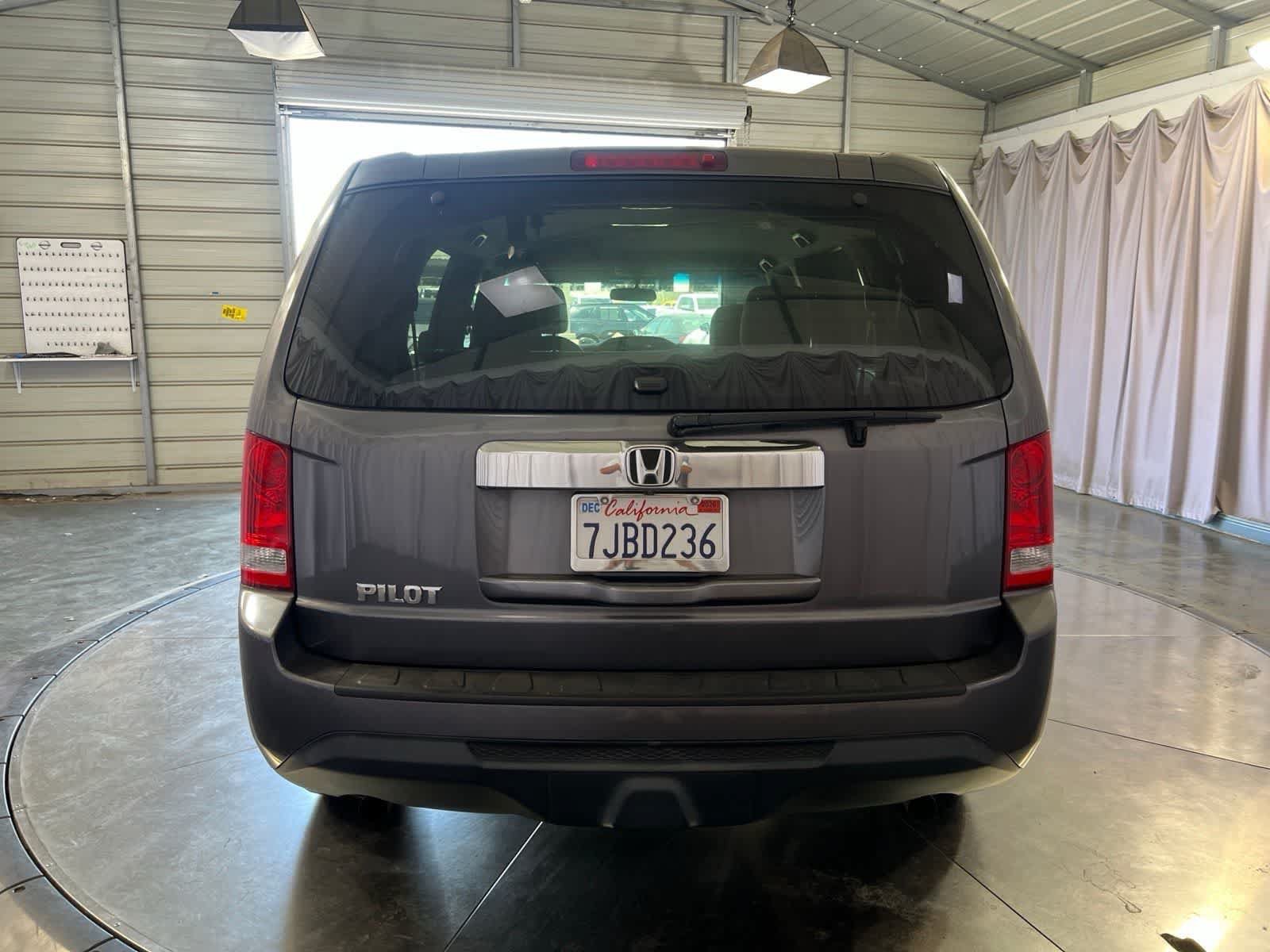 Used 2015 Honda Pilot LX image 6