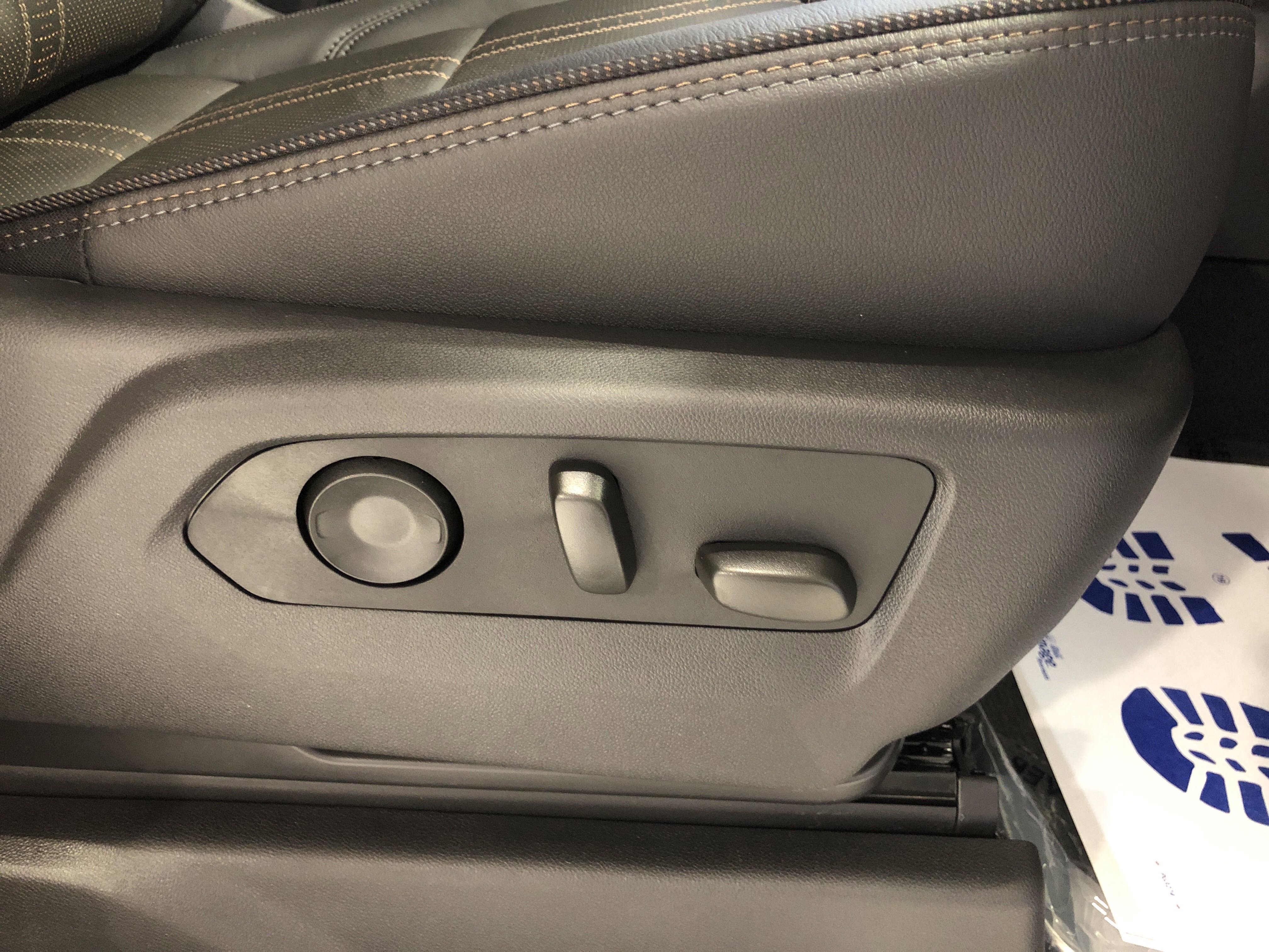 New 2025 Chevrolet Silverado 1500 High Country w/ Technology Package image 14