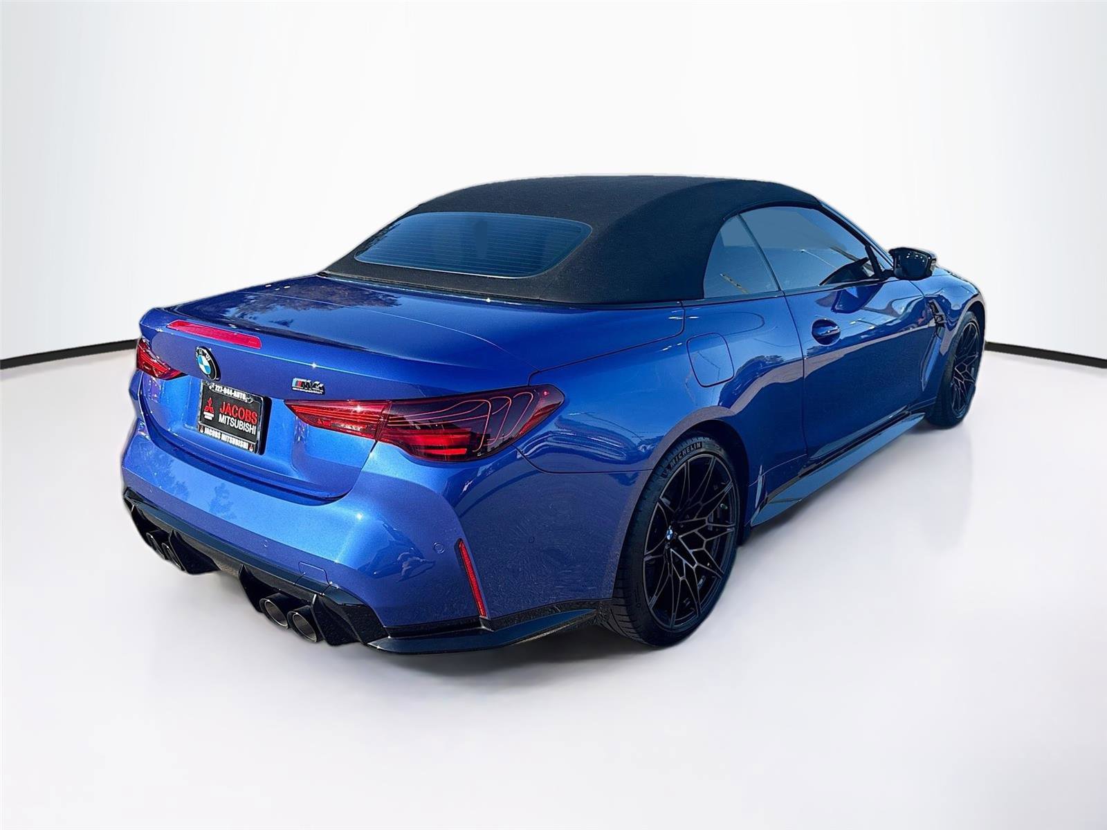 Used 2025 BMW M4 xDrive Competition w/ Executive Package image 7