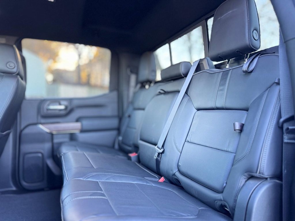 Used 2020 Chevrolet Silverado 1500 High Country image 22