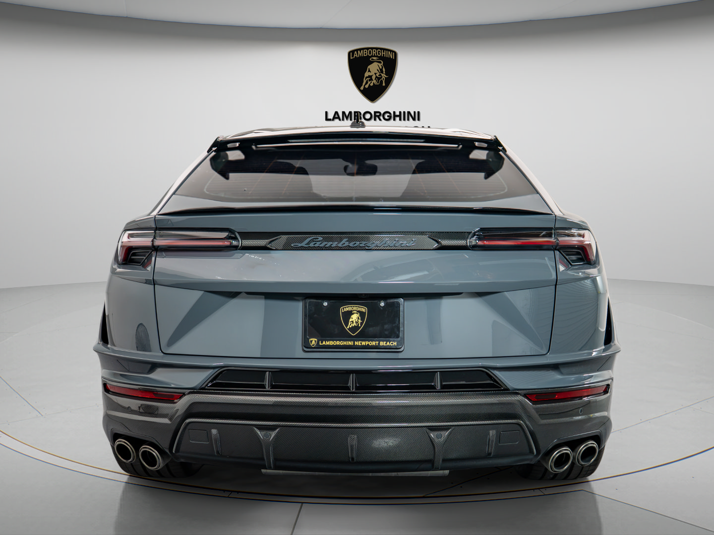 Used 2023 Lamborghini Urus Performante AWD/4WD image 5