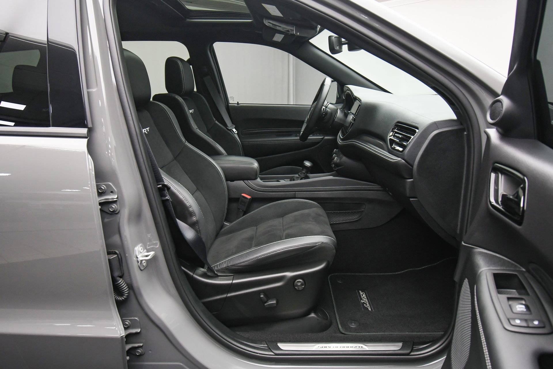 Used 2025 Dodge Durango SRT Hellcat w/ Black Package image 48