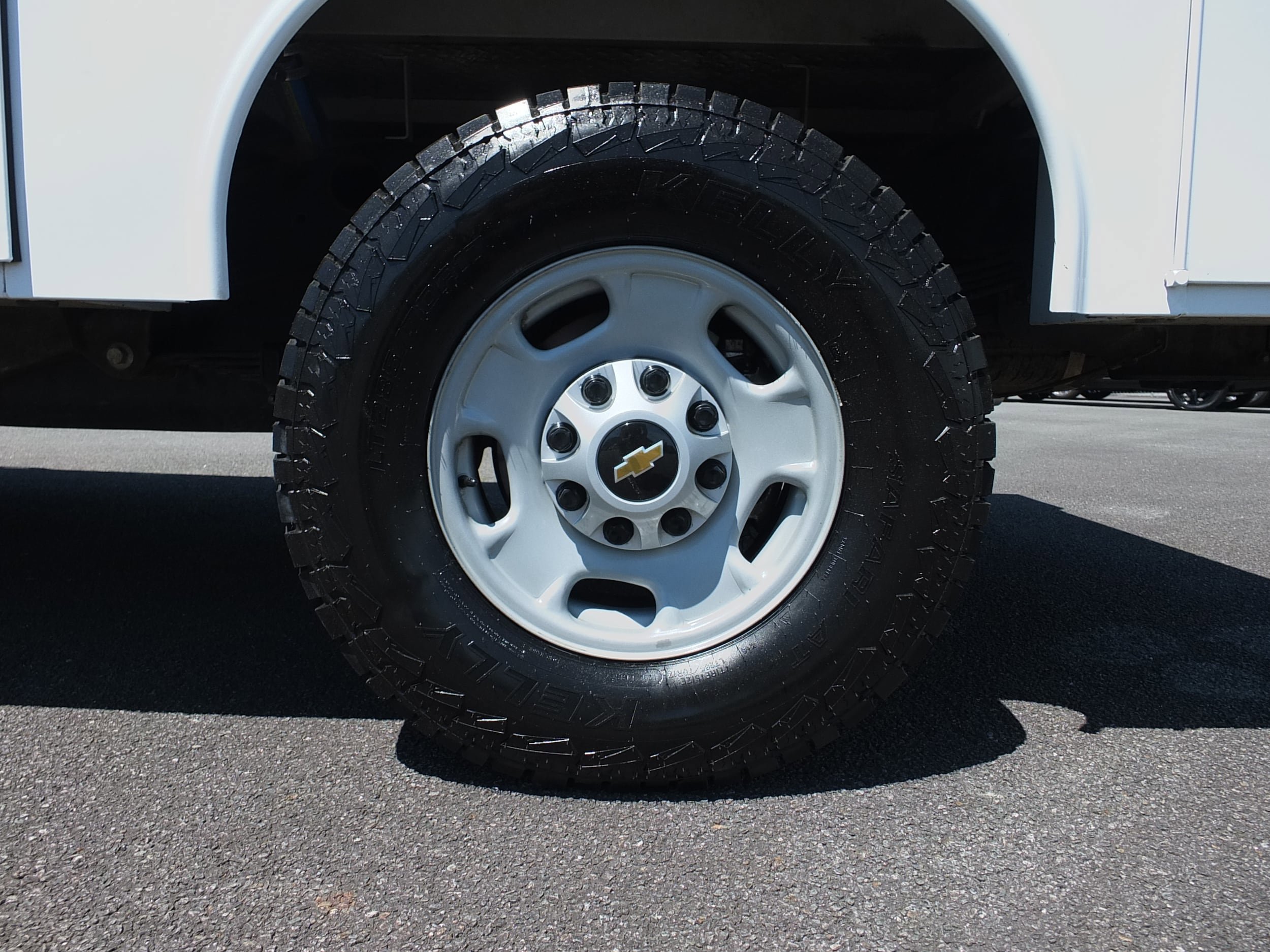 Used 2023 Chevrolet Silverado 2500 W/T w/ WT Convenience Package AWD/4WD image 11