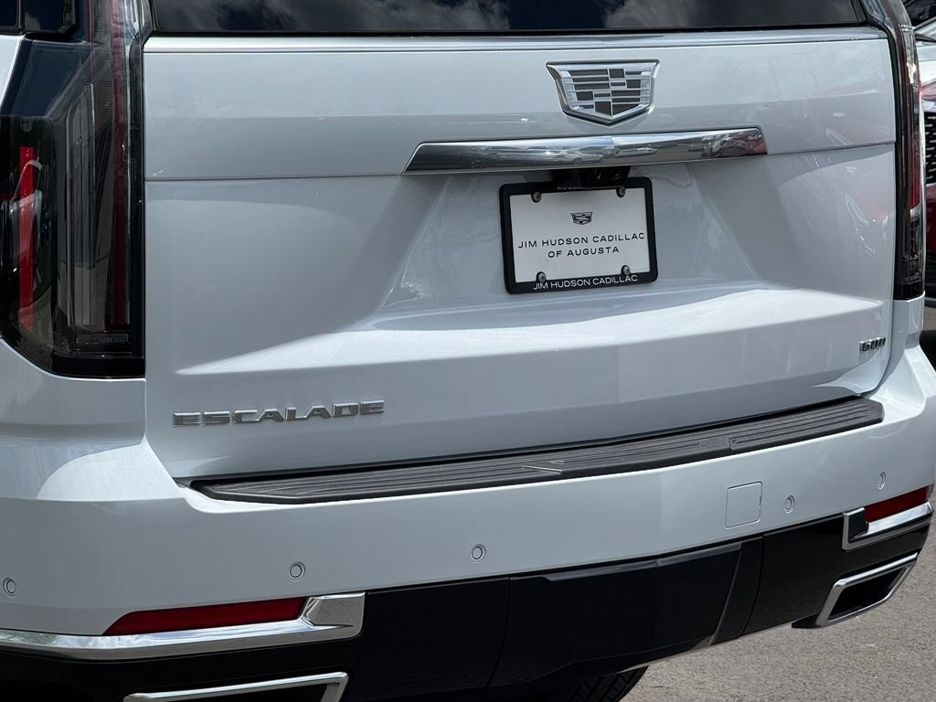 New 2026 Cadillac Escalade Luxury w/ Touring Package AWD/4WD image 9
