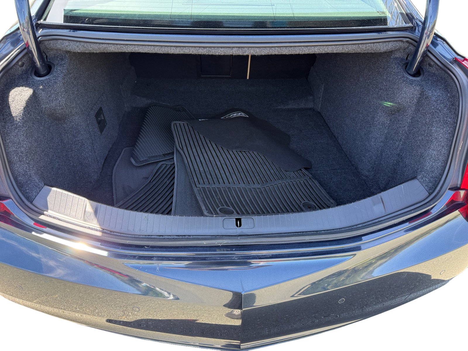 Used 2013 Cadillac XTS Luxury w/ Driver Awareness Package image 17