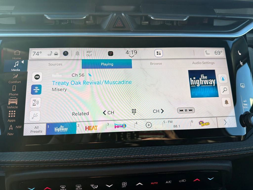 New 2026 Jeep Cherokee Overland w/ Advanced Pro Tech Group image 18